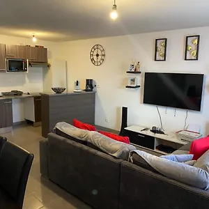 https://appartement-entier-luxueux.midi-pyreneeshotels.com